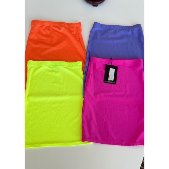 Neon Mini Skirt XS - Picture 1 of 5